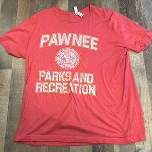 Men’s Pawnee Parks and Recreation light red T-shirt; never been worn